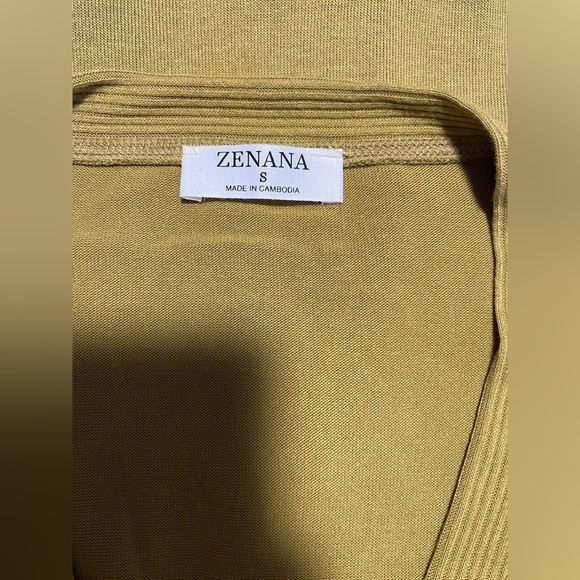 🛍️ ZENANA Apple green snap front cardigan size S. - Picture 9 of 13